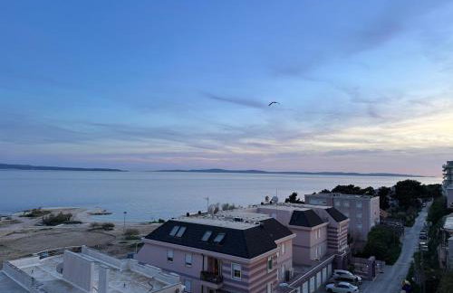 Dora Sunset Sea View Apartment with Balcony - Photo 32