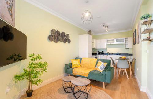 Bright 1BR Apartment in Shoreditch Brick Lane Close to Tube Sleeps 4 - Foto 1
