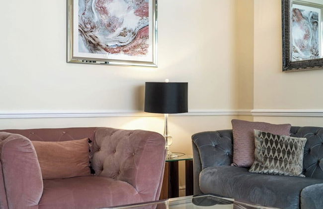 The Hertford Boutique - Photo 36