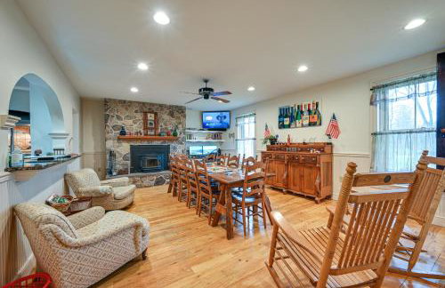 Historic Chambersburg Home with Pool and Game Rooms! - Foto 16