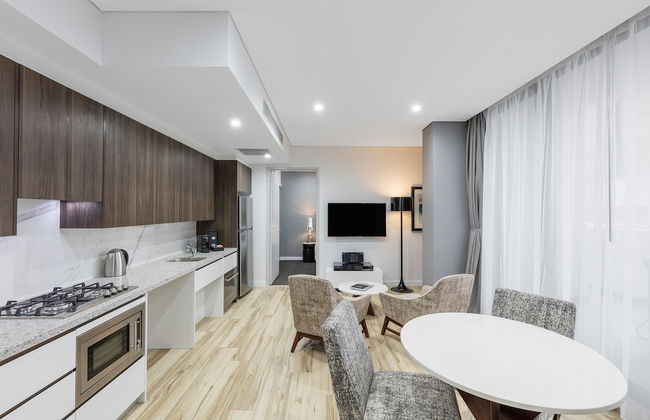 Meriton Suites Church Street, Parramatta - Photo 40