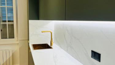 Le Kronenbourg - À deux arrêts de tram du centre-ville - Photo 4