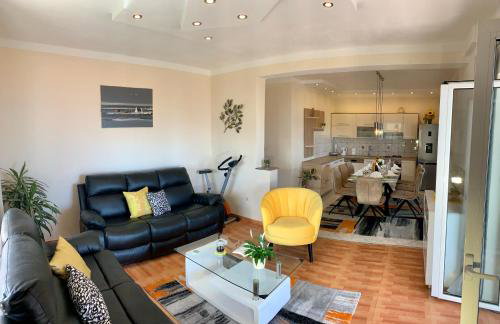 Duplex Apartment with Private Swimming Pool - Photo 26