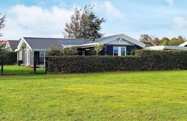 Holiday Home in KarrebÃ¦ksminde - Foto 1