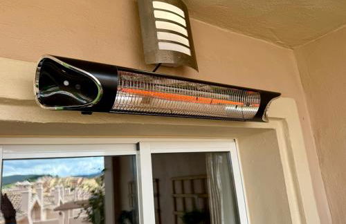 Gorgeous 2 bed Duquesa apartment, 2 pools, easy parking and 2 large balconies, 1 with stunning views - Foto 17