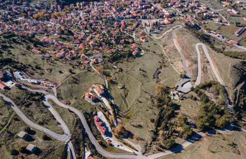 Ermis Suites by GM Luxury Suites Kalavryta - Photo 14