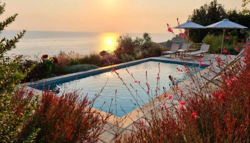 Moses Villa - Photo 2