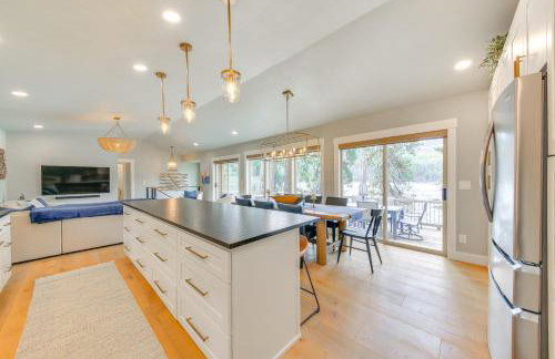 Peaceful Cabin with Dock on Lake Pend Oreille - Foto 8