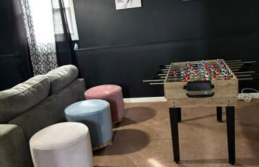 Big Group Getaway House Near Chicago - Foto 4