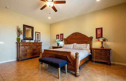 Spacious 3BR Retreat - Mountain Views - Foto 18