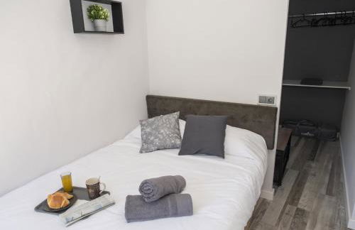 Elegante Apartamento para 5 en el centro de Cáceres con wifi - Foto 12