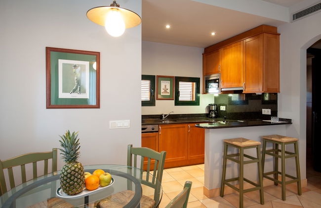 Torremirona Aparthotel Vila Birdie - Photo 7