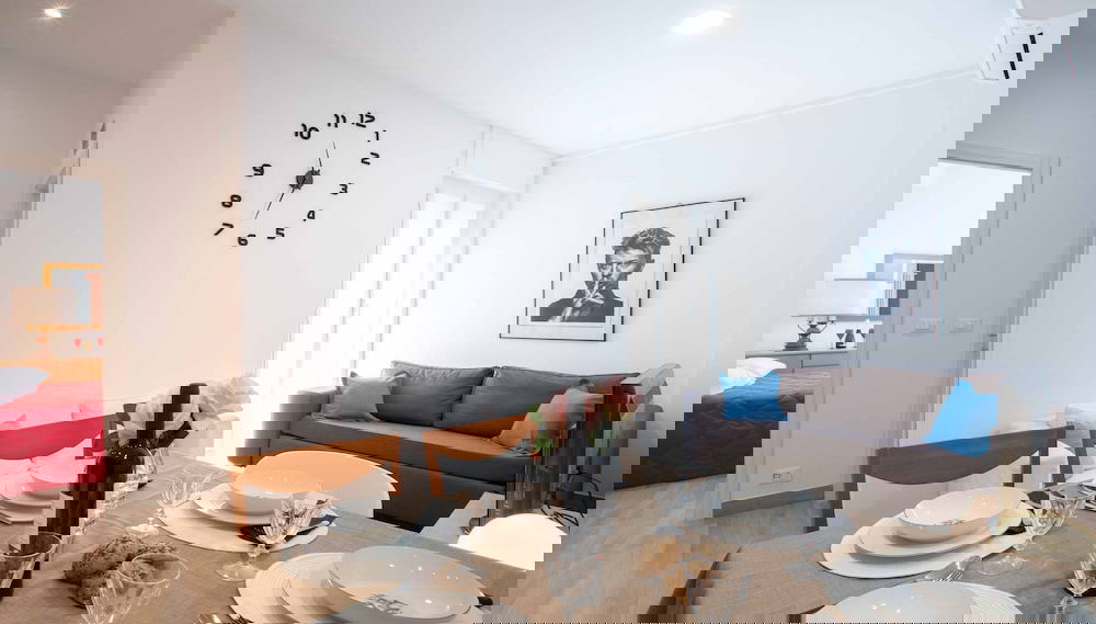 Anne Loren Al Mare - Photo 1, Primary image