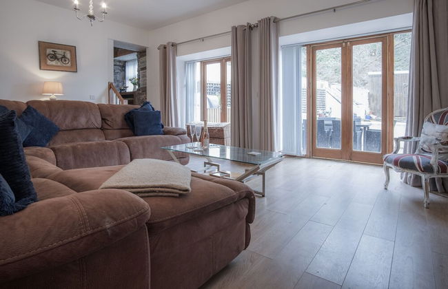 Fletcher Coach House - 3 Bedroom Cottage - Pendine - Photo 43