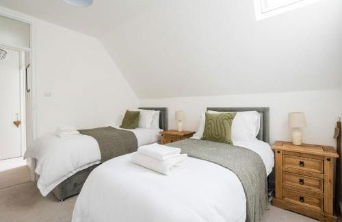 Cosy Cotswolds Getaway - Stow-on-the-Wold - Eagle Cottage - Photo 16