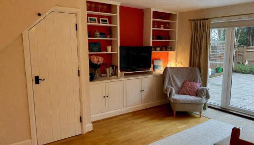 Yew Tree House - Photo 5