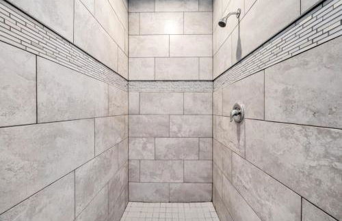 Comfortable 4 bedroom 4 bath Home Near Disney - Foto 43