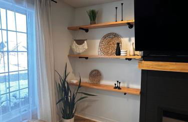 Ankenys Best Hot tub Theatre Room Game Room - Foto 56