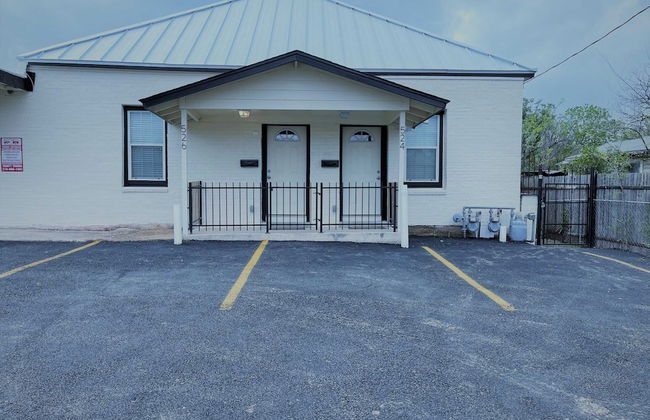 Fascinating 2br/1ba Near Festive DT and Riverwalk - Foto 1