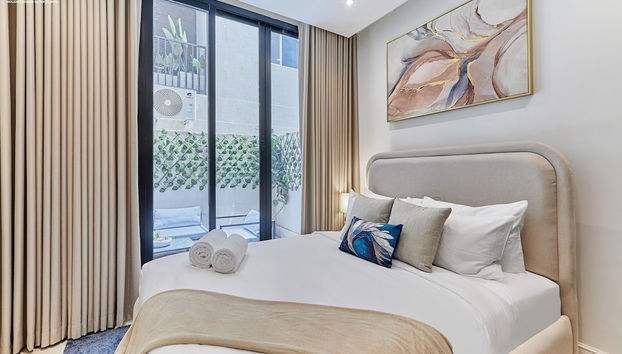 bnbmehomes - Pvt Rooftop in Al Malqa -C4 - Foto 2, Habitación