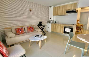 3 pièces- Vieux port- Terrasse - Parking Possible - Photo 3