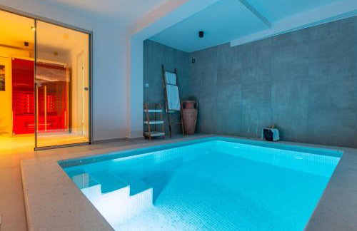 Seafront Villa Kupinica with heated Pool - Foto 38