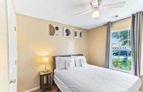 Screened Porch, Firepit, Patio! Peaceful in Pooler - Foto 10