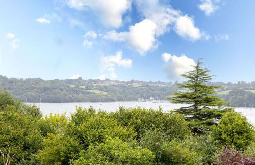 Rocket House - Large family home perched above the river - Foto 35