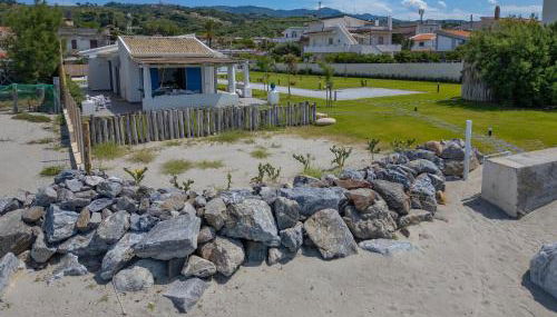 VILLA EOLIA Sicily beachfront apartments - Foto 4