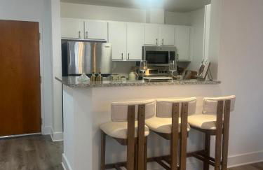 The Monroe Elegant 2BR2BA Downtown Stamford - Foto 10
