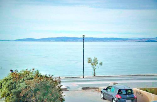 Beachfront Cozy Apartment - Foto 19