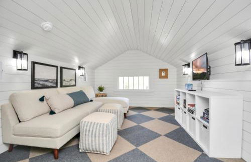 HGTV-Featured Beach Home- Walk to Beach- Sleeps 12 - Foto 6