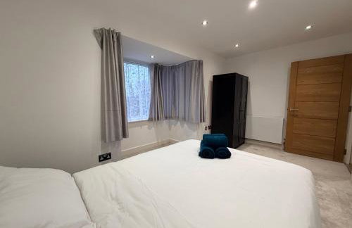 Sleek Modern 2BDR Flat in Charming Pinner - Foto 11