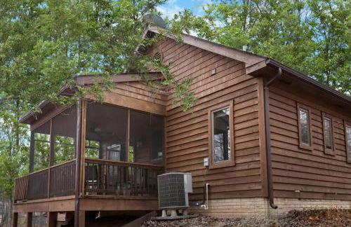 Two Cabins Retreat in Woods Resort - Dog-Friendly - Foto 42