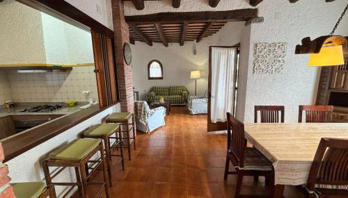 Casa con Gran Jardín Privado y Piscina Comunitaria en Torroella de Montgrí - ES-323-44 - Foto 5