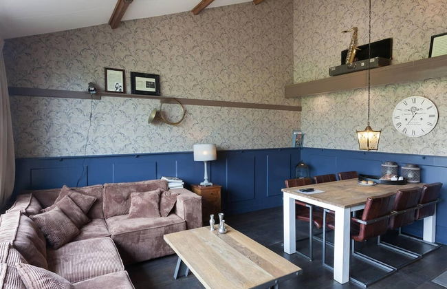 Elegant Holiday Home With Horssen With Terrace - Photo 6