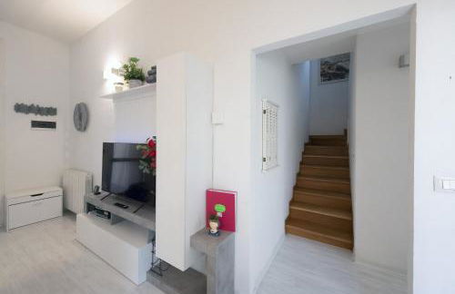 Amazing Serenity Flat for 7, AC, historic center - Foto 15