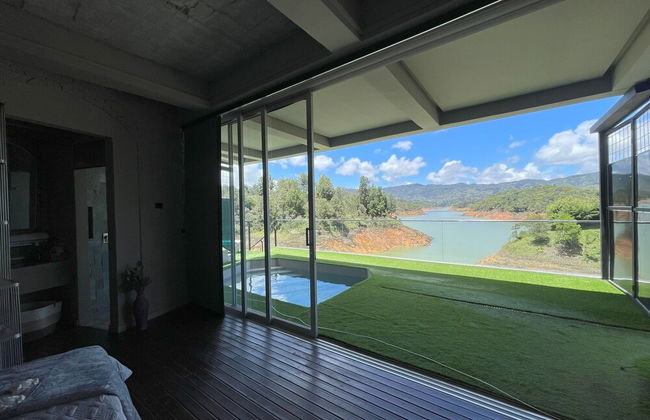 EleMYNT LifeStyle Hotel - Photo 59