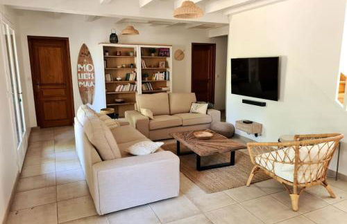 Villa 12 personnes proche oécan, 10 vélos et 4 surf fournis, entièrement climatisée - Foto 17