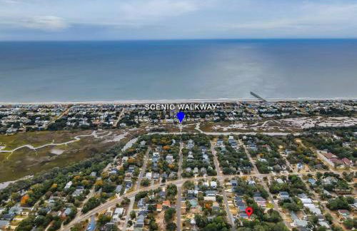 Coastal 3BD Bungalow One Block from Scenic Walkway - Foto 2