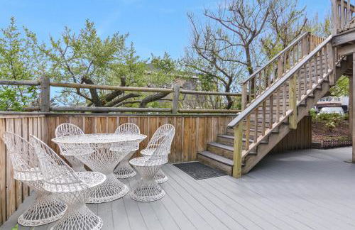 Ocean front home on dunes of Wingaersheek Beach - Photo 79