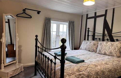 Holdfast Cottage in the heart of The New Forest - Photo 26