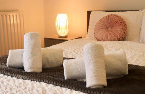 Charming 3 Bedroom Property FREE WiFi & Parking - Foto 43