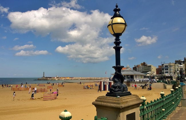 Cosy Seaside House 2min 5 Sandy Beach's 2 Dbl Beds - Photo 26