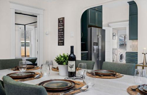 The Wild Peony Walk to Old Town FC and CSU Campus - Foto 7