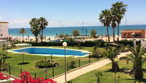 Magnifico apartamento en la Barrosa frente al mar - Foto 1