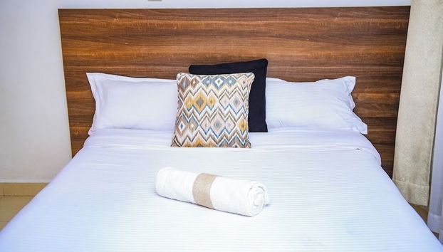 Lux Suites Father's Hub Apartments - Foto 2, Habitación