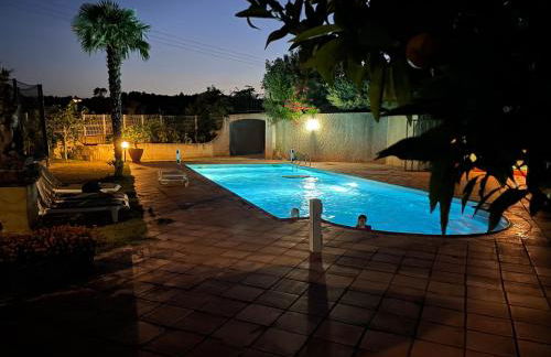 Villa Lazuel, piscine privée chauffée, vue panoramique et jardin clos - Foto 5