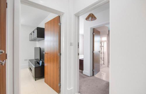 Luxury Apartment in Town Centre with Free Gated Parking - Foto 11