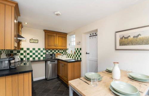 Quaint 3 bed Cottage in central Dorking with parking - Foto 18